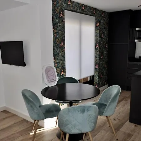 Ii Precioso Con Vistas A La Catedral